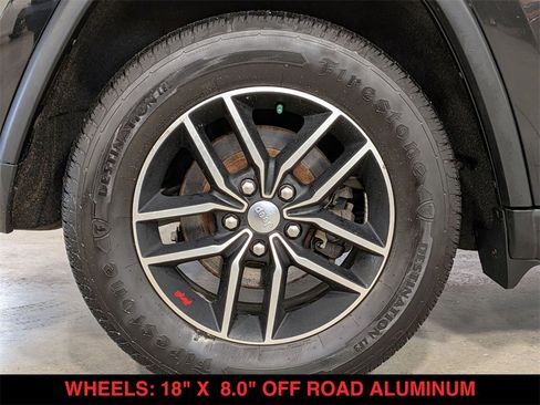 Used 2018 Jeep Grand Cherokee Trailhawk image 19