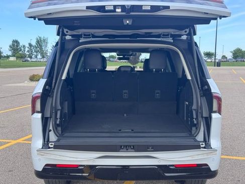 New 2025 Lincoln Navigator L Reserve image 35