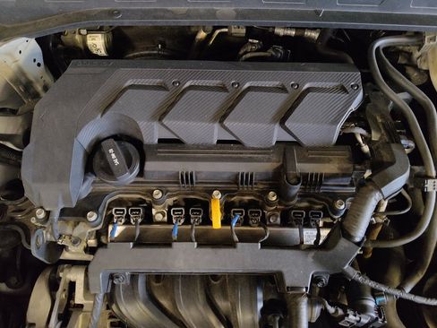 Used 2022 Hyundai Venue SEL FWD image 30