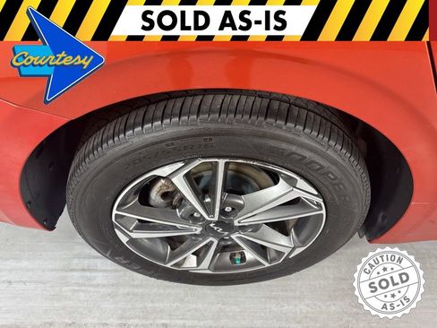 Used 2022 Kia Forte LXS FWD image 11