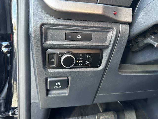 Certified 2025 Ford F150 XL AWD/4WD image 26