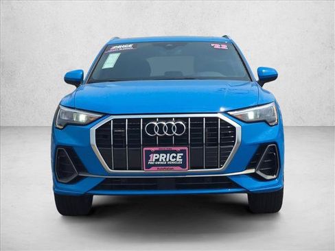 Used 2022 Audi Q3 2.0T Premium AWD/4WD image 2
