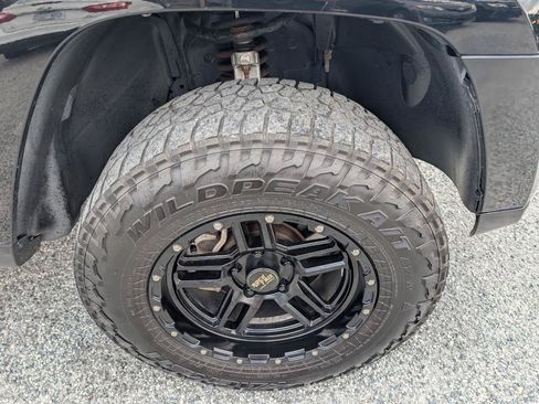 Used 2006 Jeep Grand Cherokee Overland w/ Skid Plate Group AWD/4WD image 4