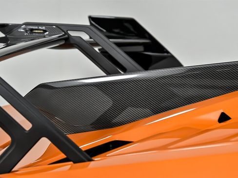 Used 2022 Lamborghini Huracan STO RWD image 18