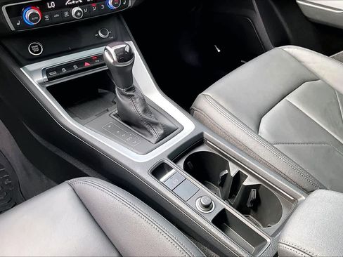 Used 2023 Audi Q3 2.0T Premium Plus image 17