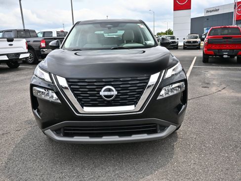 Certified 2023 Nissan Rogue SV AWD/4WD image 3