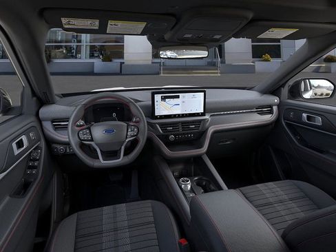 New 2026 Ford Explorer ST-Line w/ ST-Line Street Pack image 9