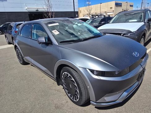 Used 2024 Hyundai Ioniq 5 Limited image 7