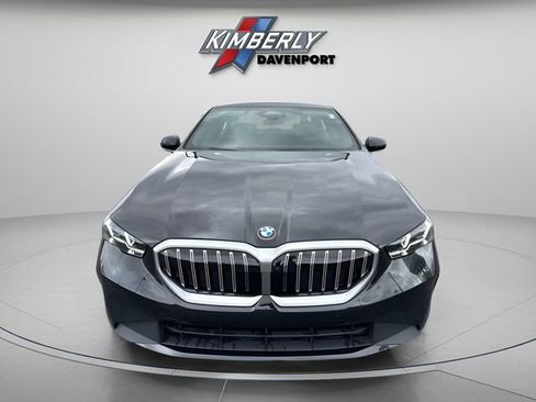 New 2026 BMW 530i xDrive w/ Premium Package image 8