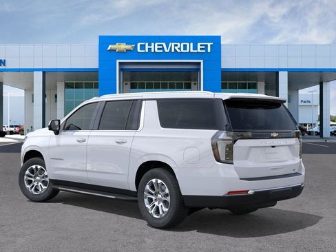 New 2026 Chevrolet Suburban LT w/ Comfort Package RWD image 3