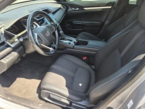 Used 2020 Honda Civic Sport image 12