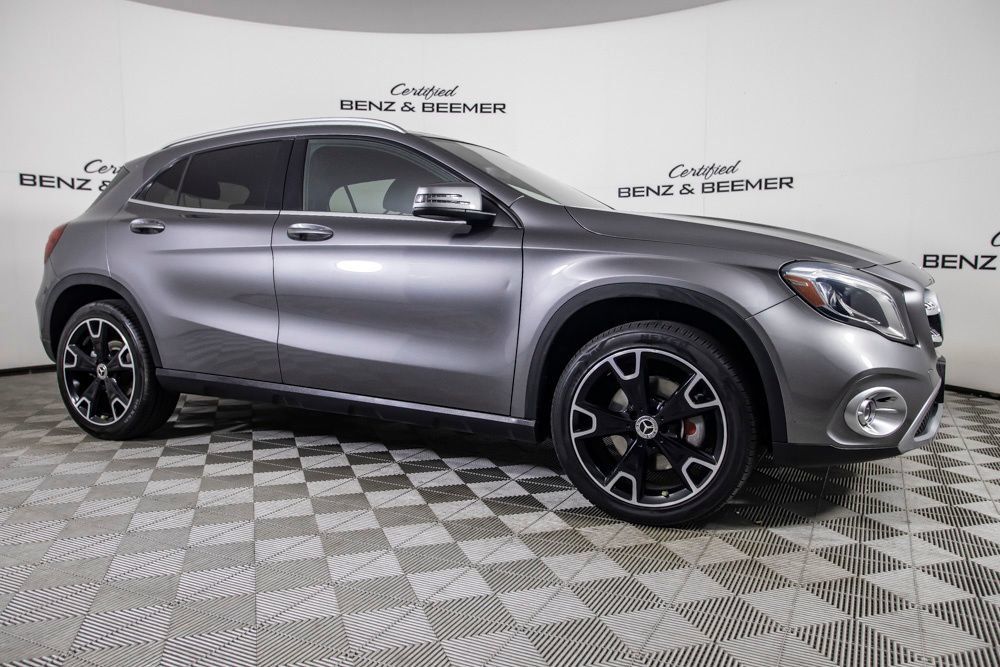 Used 2019 Mercedes-Benz GLA 250 4MATIC image 2
