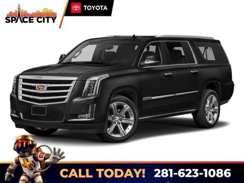 Used 2017 Cadillac Escalade ESV Premium Luxury RWD image 1