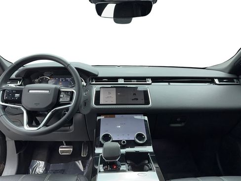 Used 2023 Land Rover Range Rover Velar R-Dynamic S image 18