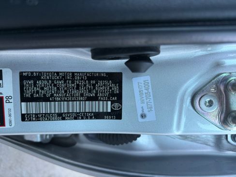 Used 2014 Toyota Camry SE w/ Leather Package image 24