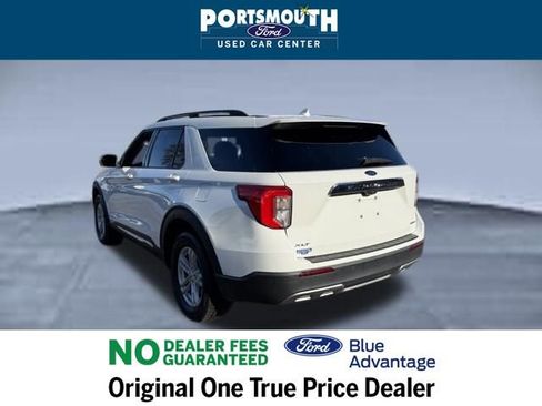 Certified 2022 Ford Explorer XLT w/ Equipment Group 202A image 28
