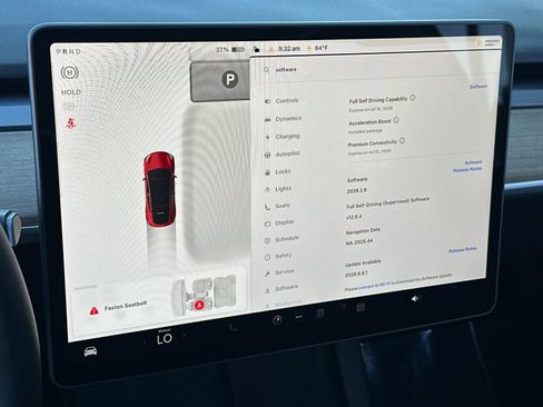 Used 2022 Tesla Model Y Long Range AWD/4WD image 27