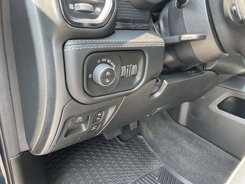 Used 2022 RAM 1500 Limited AWD/4WD image 24