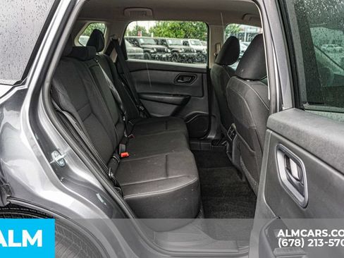 Used 2024 Nissan Rogue S FWD image 22