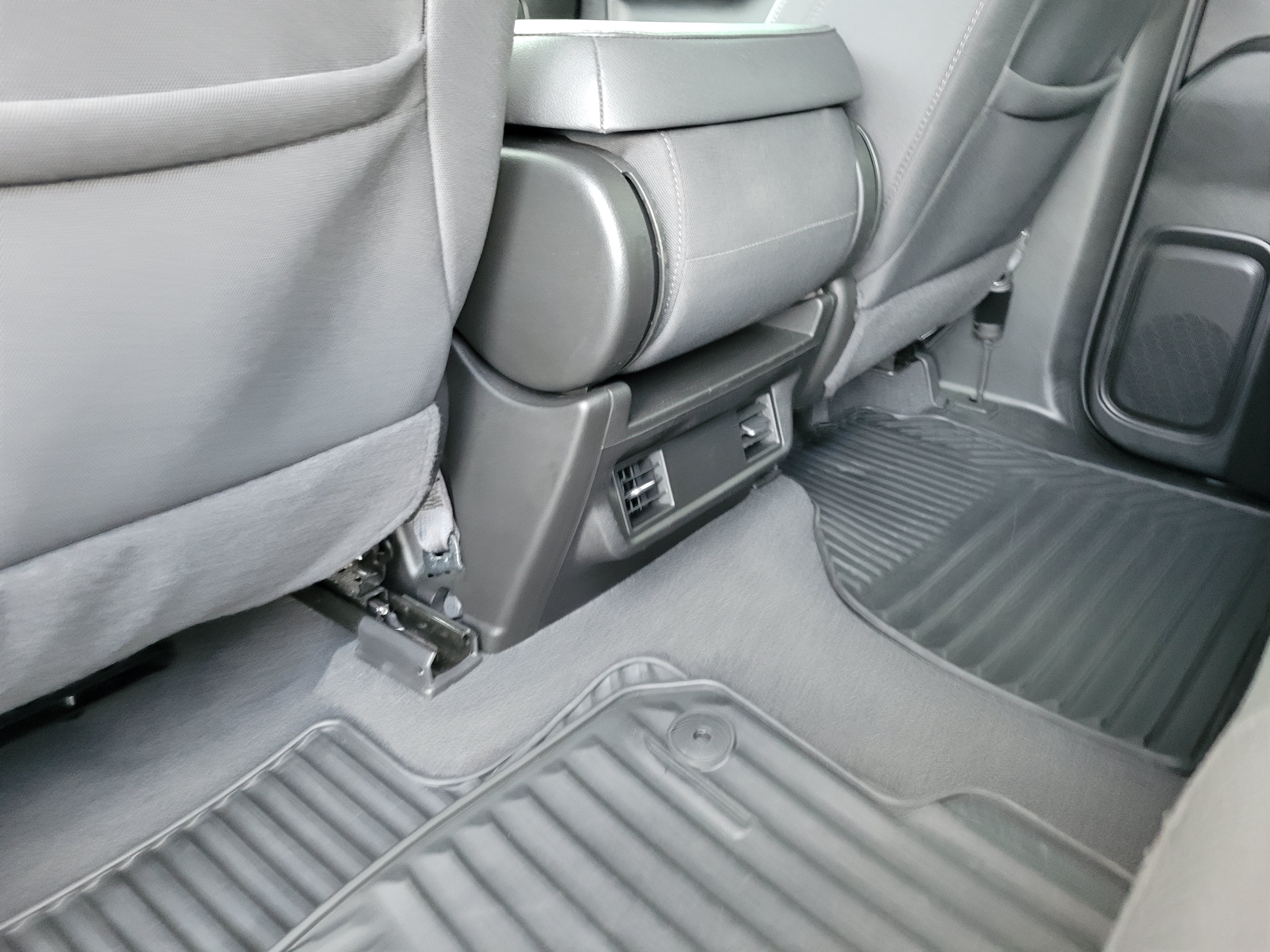 Certified 2022 Chevrolet Silverado 1500 Custom RWD image 34