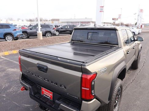 New 2025 Toyota Tacoma TRD Off-Road image 7