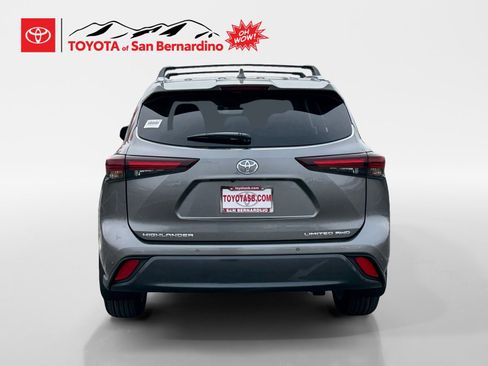 New 2026 Toyota Highlander Limited image 4