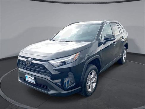 Certified 2025 Toyota RAV4 XLE AWD/4WD image 1