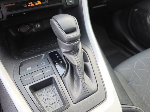 Used 2024 Toyota RAV4 XLE image 26