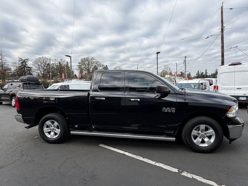 Used 2017 RAM 1500 Classic SLT RWD image 11