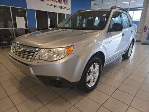 Used 2013 Subaru Forester 2.5X AWD/4WD image 4