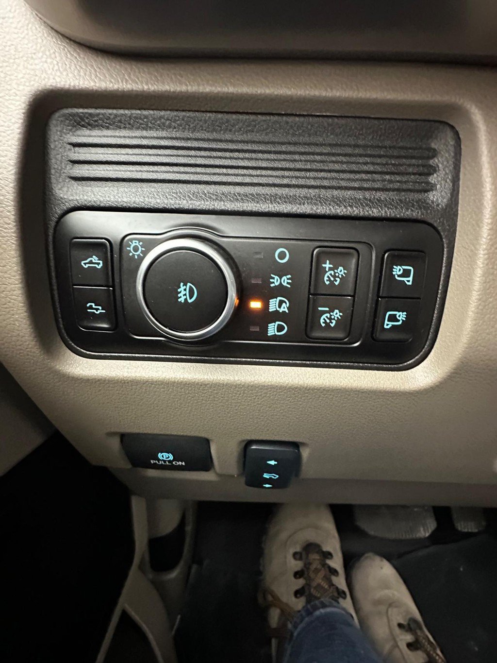 Used 2026 Ford F450 Platinum w/ Platinum Plus Package AWD/4WD image 38