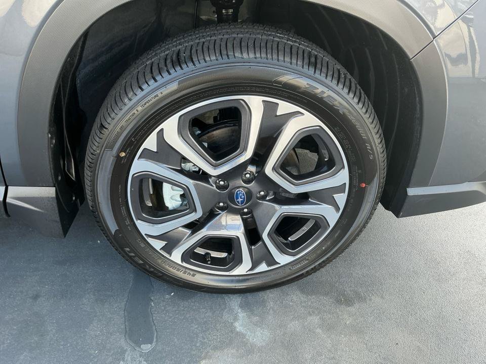 Certified 2026 Subaru Ascent Limited AWD/4WD image 26