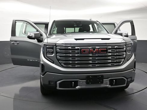 Certified 2023 GMC Sierra 1500 Denali w/ Denali Reserve Package AWD/4WD image 34