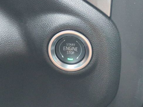 Used 2025 Chevrolet Silverado 1500 Custom AWD/4WD image 26
