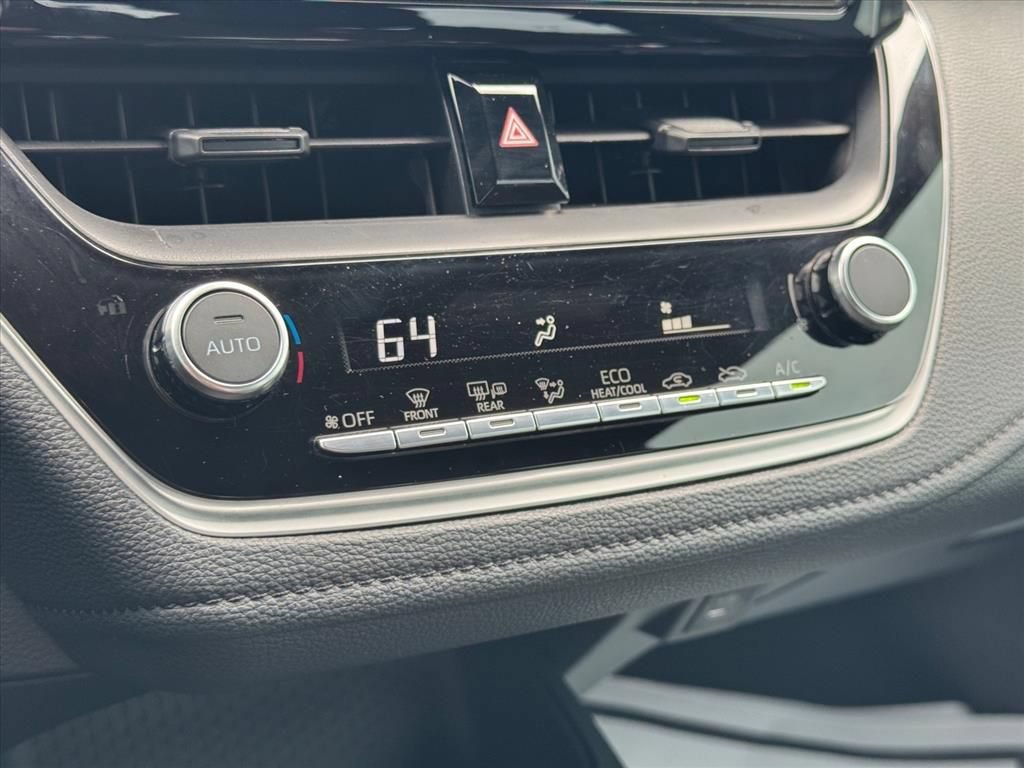 Used 2025 Toyota Corolla SE FWD image 20