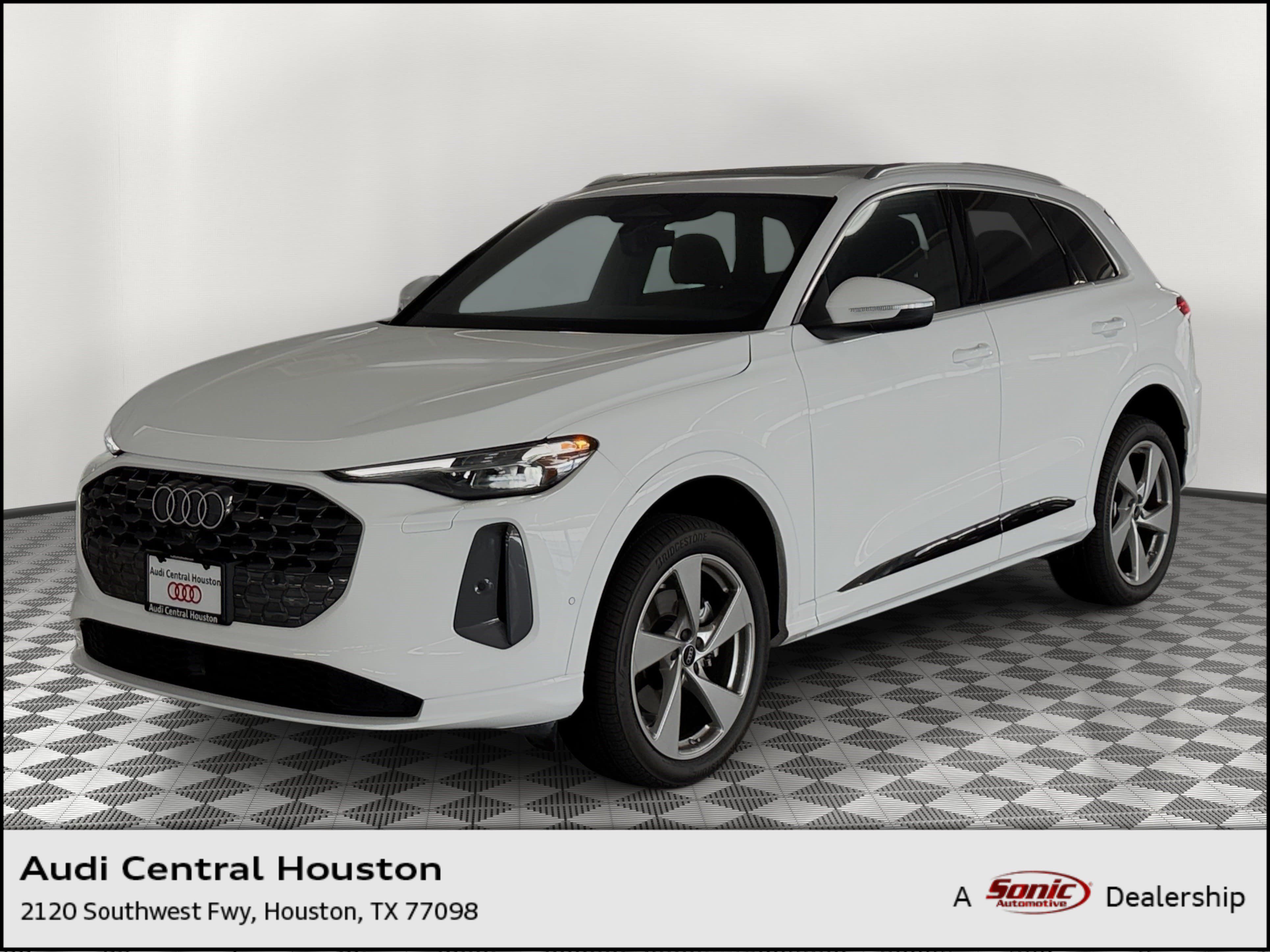 New 2026 Audi Q5 Premium Plus AWD/4WD image 1