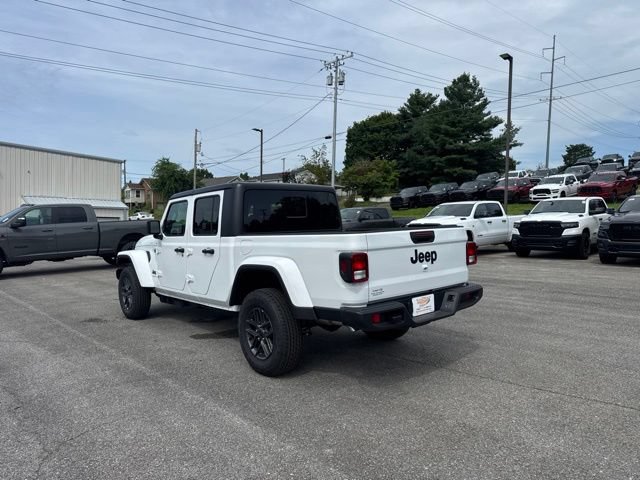 New 2026 Jeep Gladiator Sport AWD/4WD image 5