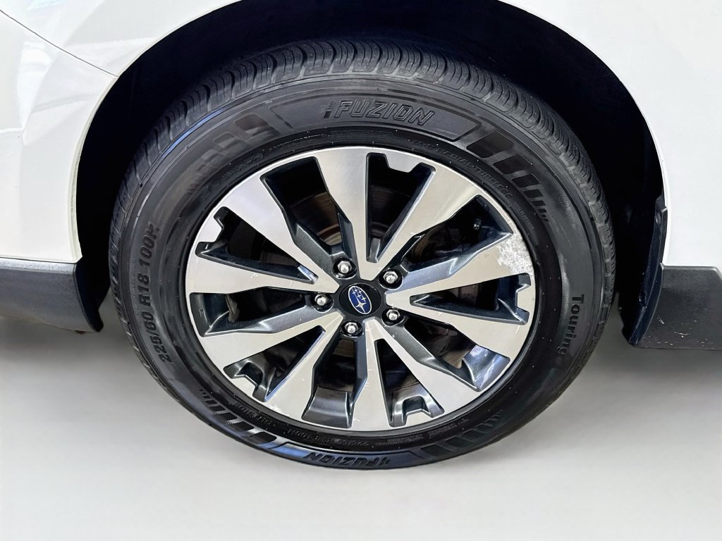Used 2015 Subaru Outback 3.6R Limited AWD/4WD image 40