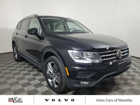 Used 2020 Volkswagen Tiguan SEL image 1
