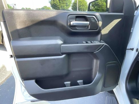 Used 2022 Chevrolet Silverado 1500 Custom RWD image 21