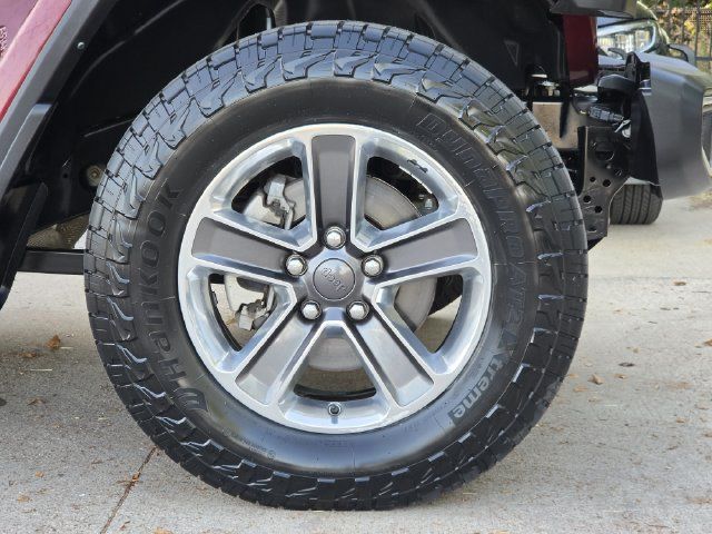 Used 2021 Jeep Wrangler Unlimited Sahara w/ Cold Weather Group AWD/4WD image 8