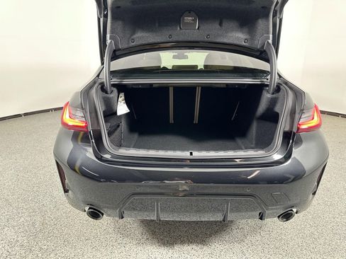 Used 2025 BMW 330i xDrive Sedan w/ M Sport Package image 29