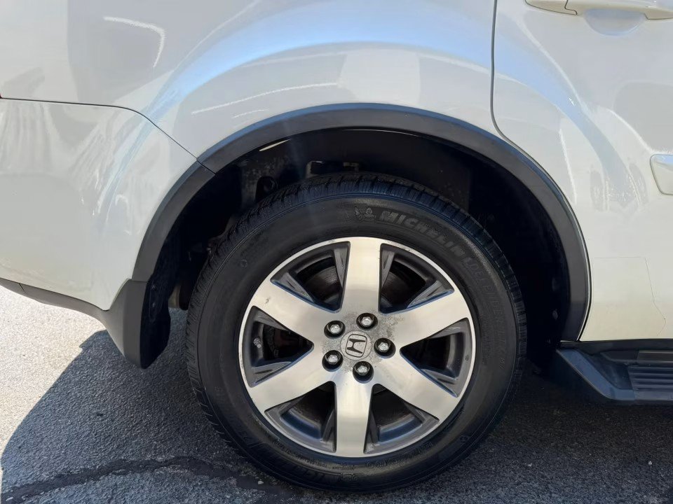Used 2012 Honda Pilot Touring image 11