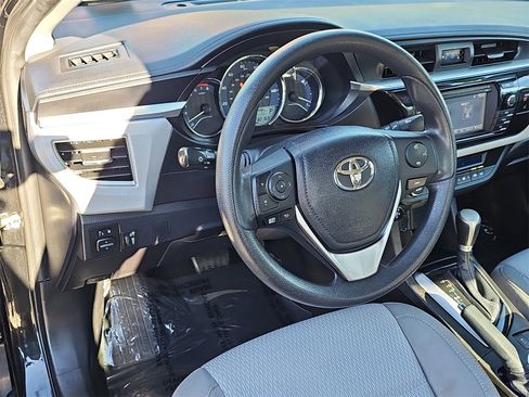 Used 2016 Toyota Corolla L image 15