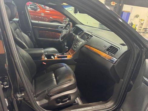 Used 2014 Lincoln MKS AWD w/ Equipment Group 101A image 17