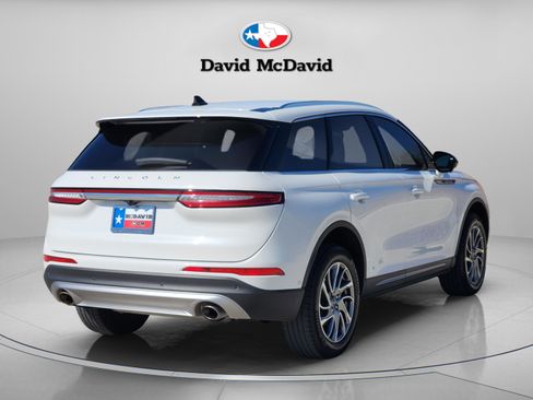 Used 2022 Lincoln Corsair AWD w/ Equipment Group 101A image 6