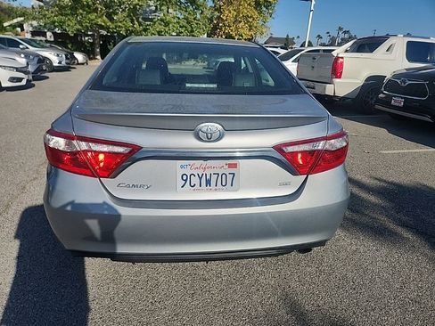 Used 2017 Toyota Camry SE FWD image 4