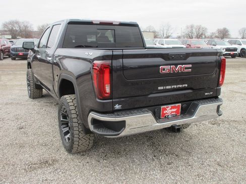 New 2026 GMC Sierra 1500 SLT w/ SLT Convenience Package image 10