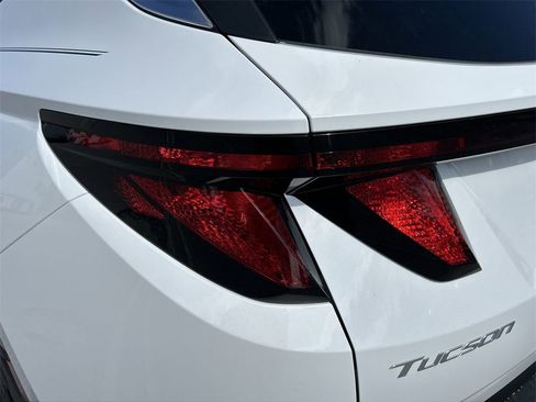 New 2025 Hyundai Tucson SEL image 16