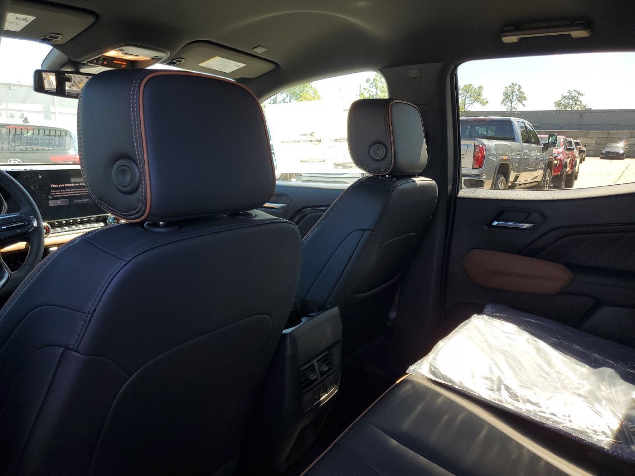 New 2026 GMC Canyon AT4 AWD/4WD image 10